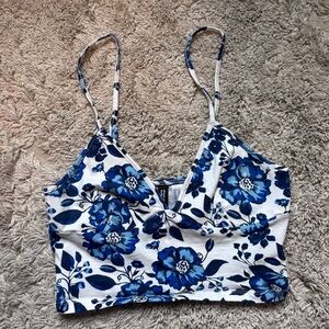 H&M Blue Floral Cropped Tank
